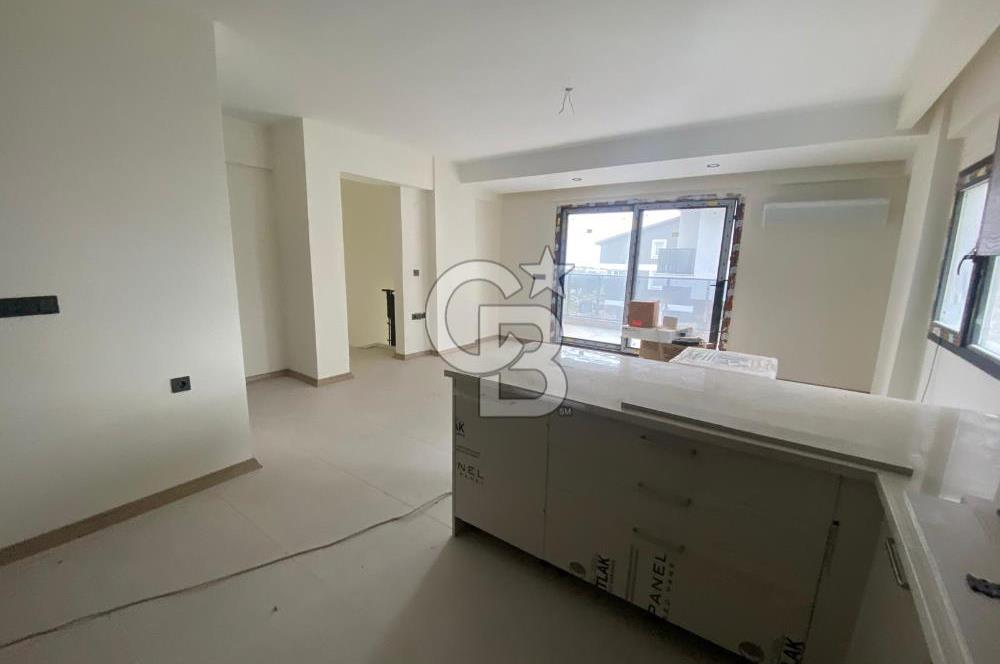 Egenin İncsi Çandarlı da 3+1 Havuzlu Modern Daire