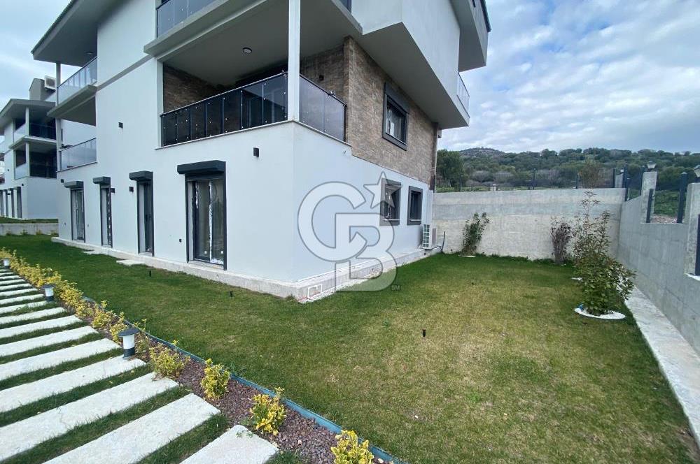 Egenin İncsi Çandarlı da 3+1 Havuzlu Modern Daire