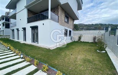 Egenin İncsi Çandarlı da 3+1 Havuzlu Modern Daire