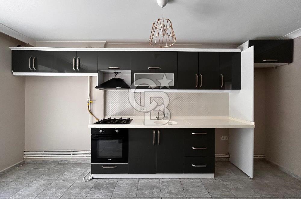 Ayvalık 150 Evler Mahallesin'de Kiralık 3+1 Daire