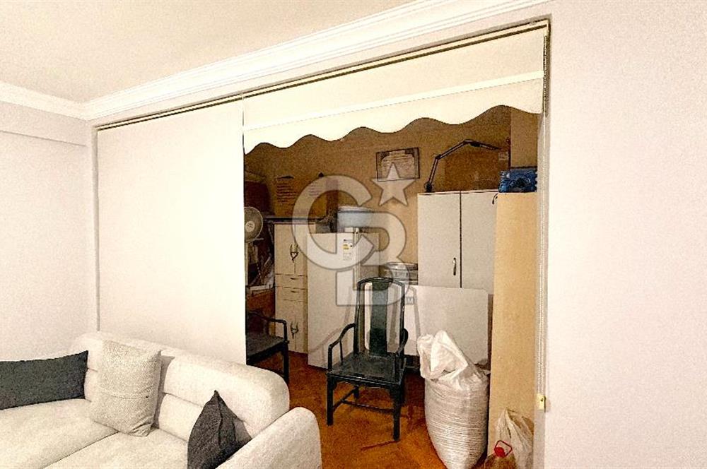 ORDU CADDESİNDE SATILIK İÇİ YENİLENMİŞ 3+1