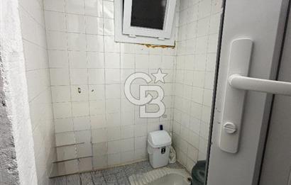 ORDU CADDESİNDE SATILIK İÇİ YENİLENMİŞ 3+1