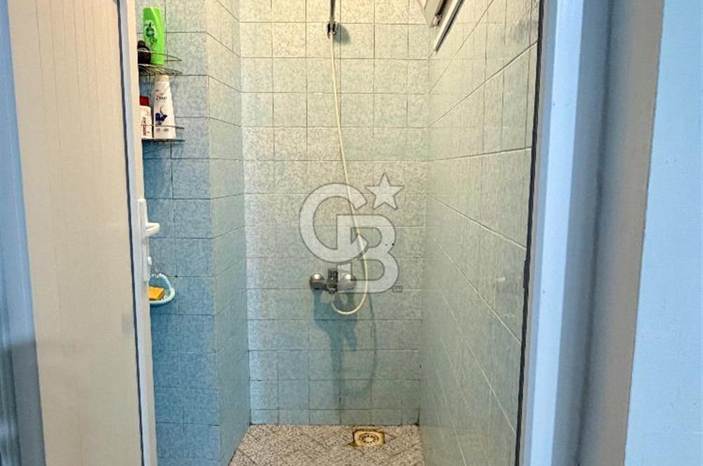 ORDU CADDESİNDE SATILIK İÇİ YENİLENMİŞ 3+1