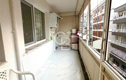 ORDU CADDESİNDE SATILIK İÇİ YENİLENMİŞ 3+1