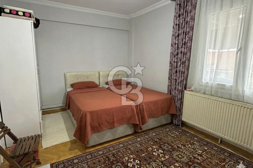 ORDU CADDESİNDE SATILIK İÇİ YENİLENMİŞ 3+1