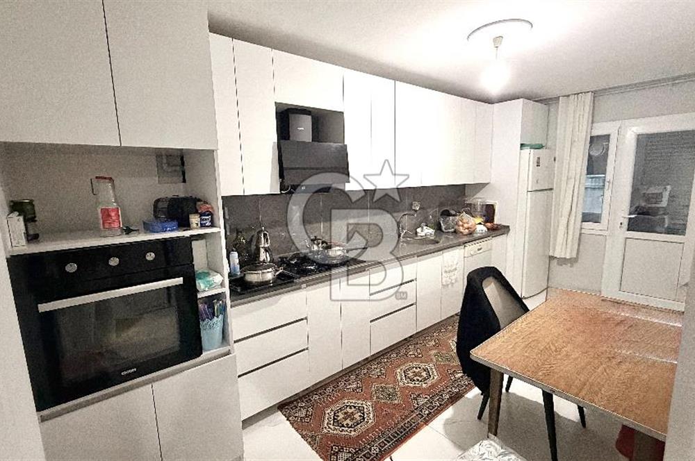 ORDU CADDESİNDE SATILIK İÇİ YENİLENMİŞ 3+1