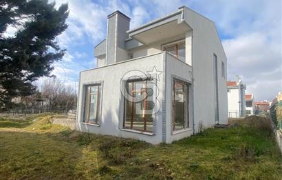 IHLAMUR KENT SİTESİNDE ŞEREFİYELİ SATILIK VİLLA