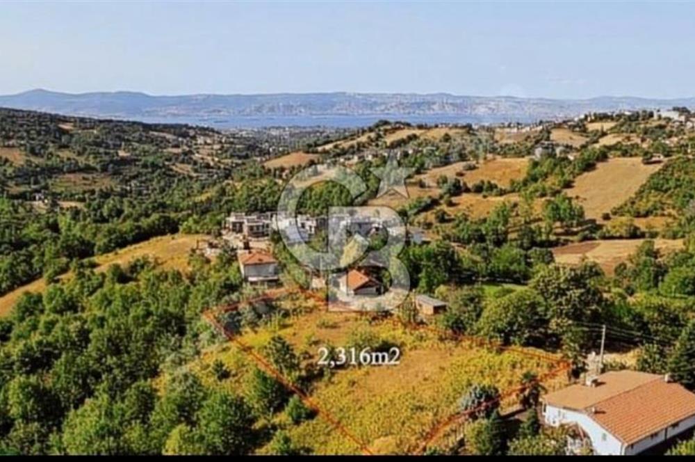 Başiskele'de Deniz Manzaralı Villa imarlı Arsa !