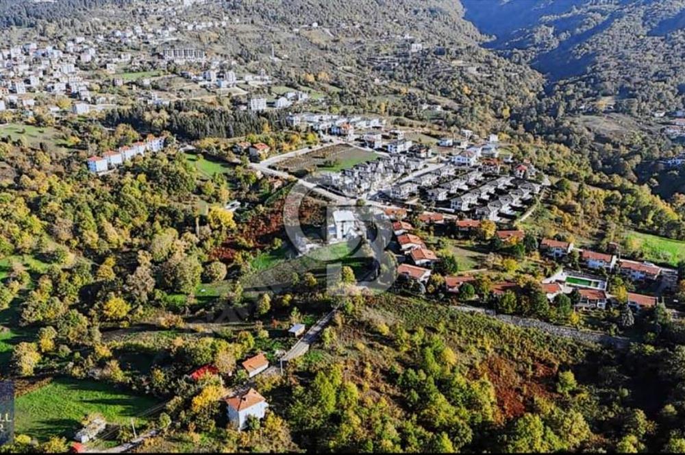 Başiskele'de Deniz Manzaralı Villa imarlı Arsa !