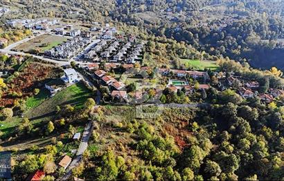 Başiskele'de Deniz Manzaralı Villa imarlı Arsa !