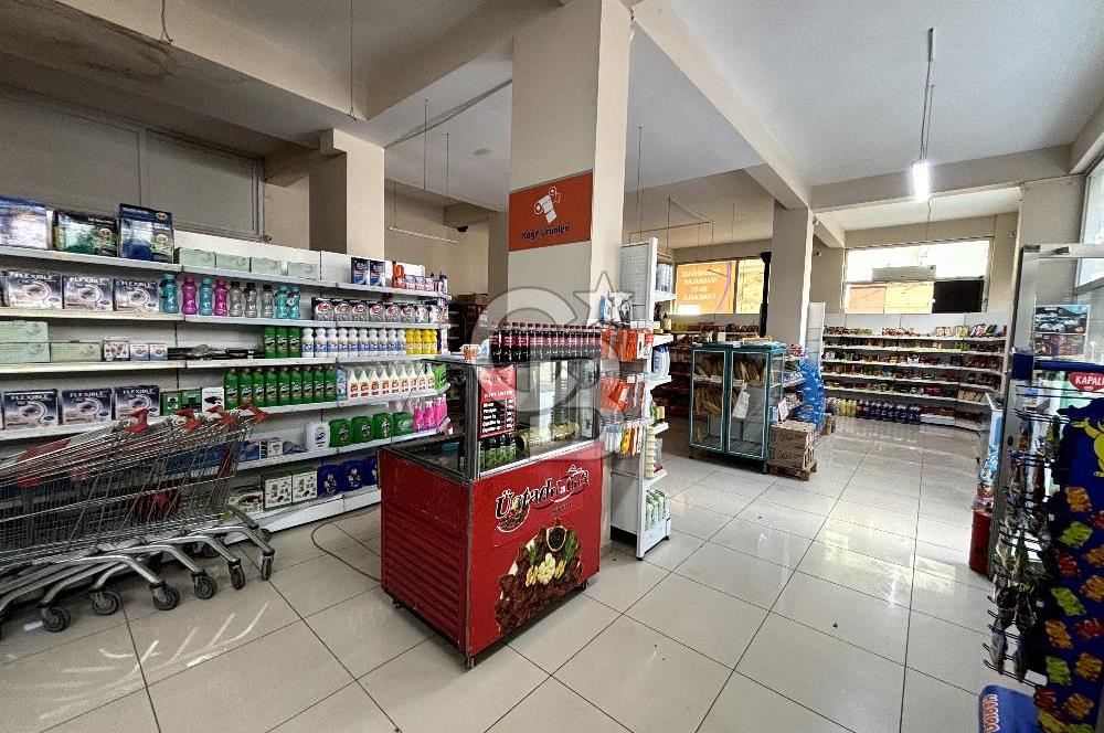 İZMİR BAYRAKLI GÜMÜŞPALA'DA DEVREN KİRALIK MARKET