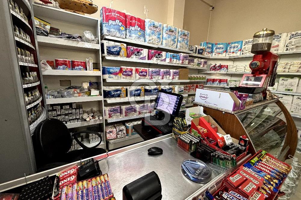 İZMİR BAYRAKLI GÜMÜŞPALA'DA DEVREN KİRALIK MARKET