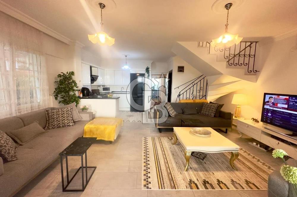 SATILIK AKBÜK DENİZ MANZARALI EŞYALI VİLLA