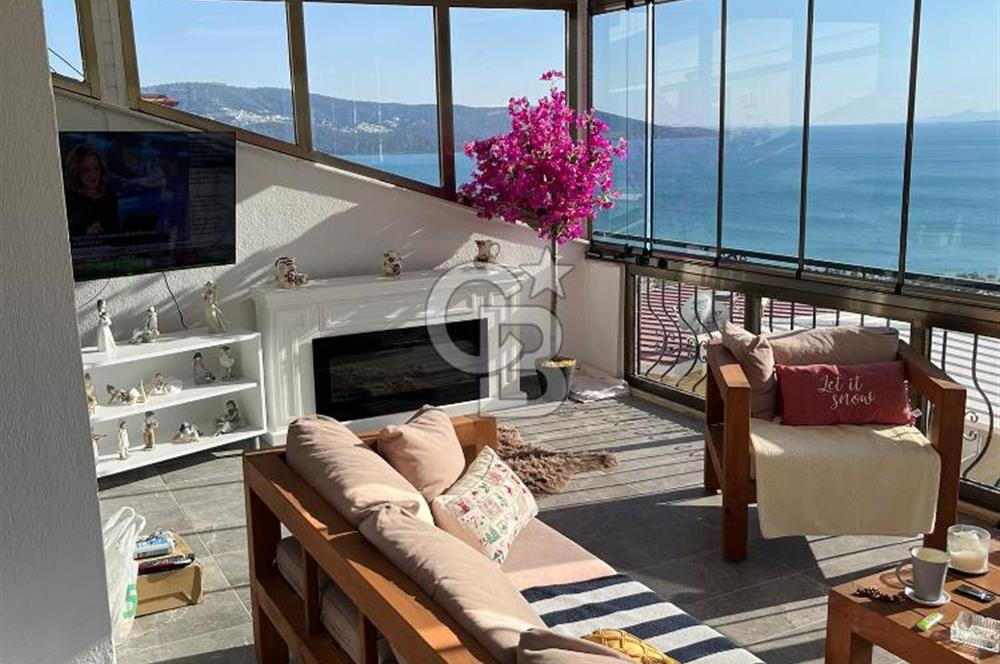 SATILIK AKBÜK DENİZ MANZARALI EŞYALI VİLLA