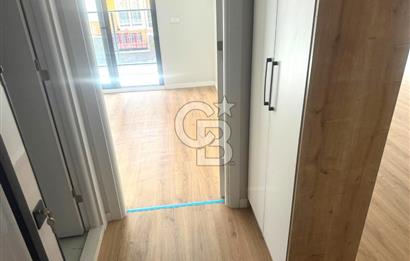 ÇİĞLİ ARŞ.HST. TRAMVAY YAKINI, YENİ BİNA GENİŞ SATILIK 1+1 DAİRE