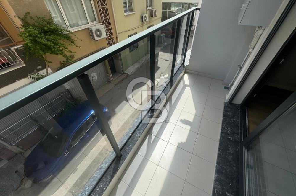 ÇİĞLİ ARŞ.HST. TRAMVAY YAKINI, YENİ BİNA GENİŞ SATILIK 1+1 DAİRE