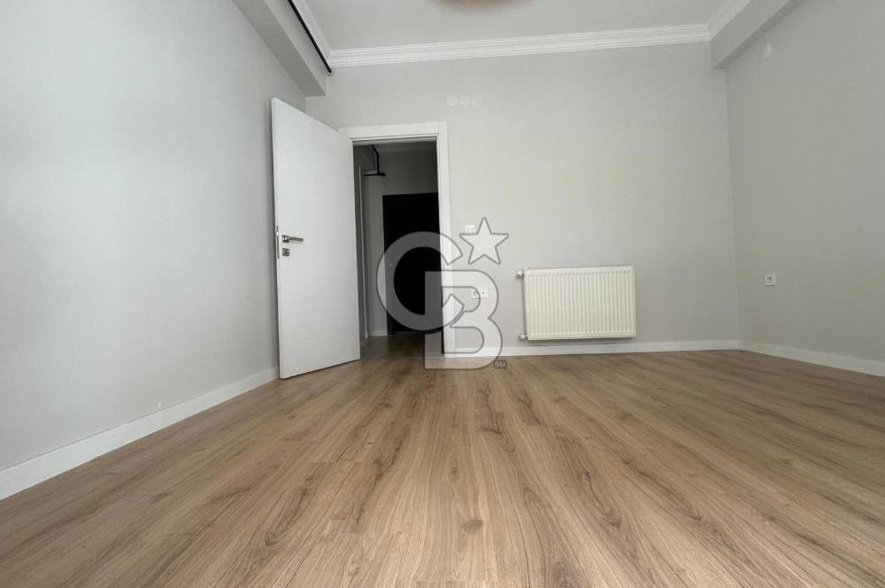 ÇİĞLİ ARŞ.HST. TRAMVAY YAKINI, YENİ BİNA GENİŞ SATILIK 1+1 DAİRE