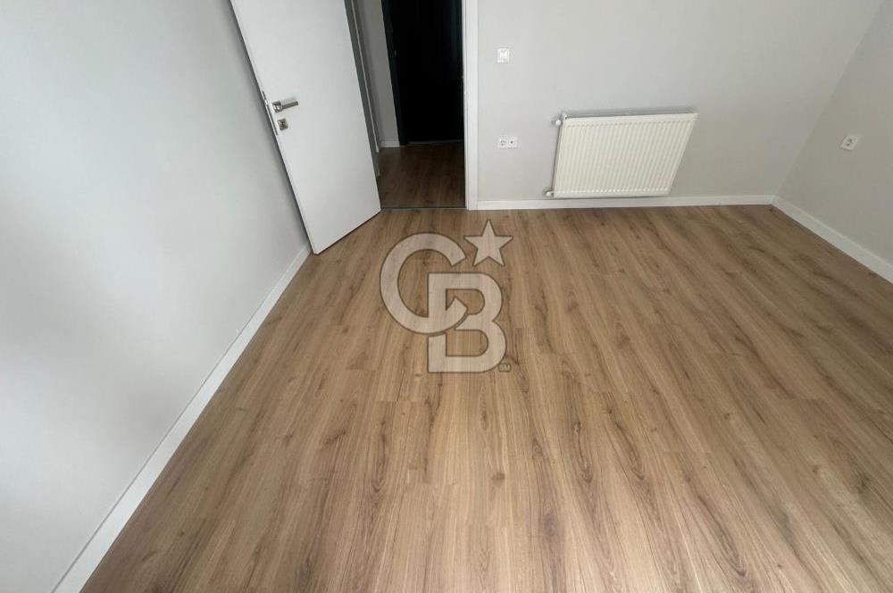 ÇİĞLİ ARŞ.HST. TRAMVAY YAKINI, YENİ BİNA GENİŞ SATILIK 1+1 DAİRE