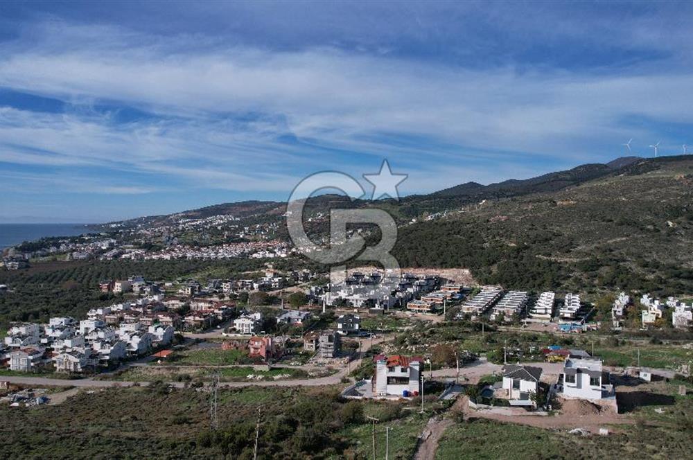 Egenin İncisi Çandarlı Merkezde Deniz Manzaralı Arsa