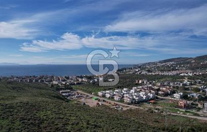 Egenin İncisi Çandarlı Merkezde Deniz Manzaralı Arsa