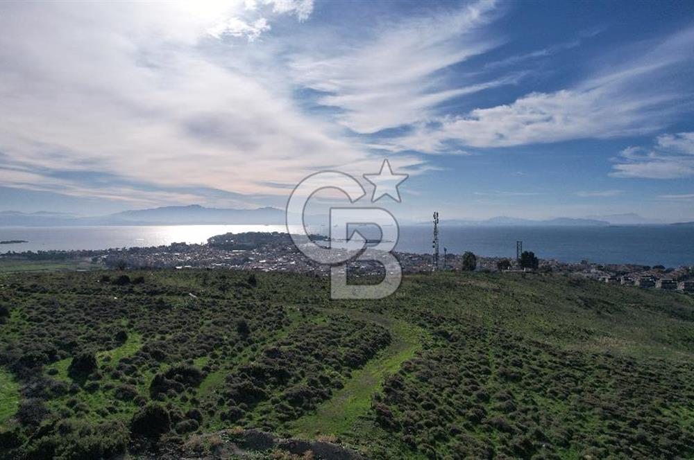 Egenin İncisi Çandarlı Merkezde Deniz Manzaralı Arsa
