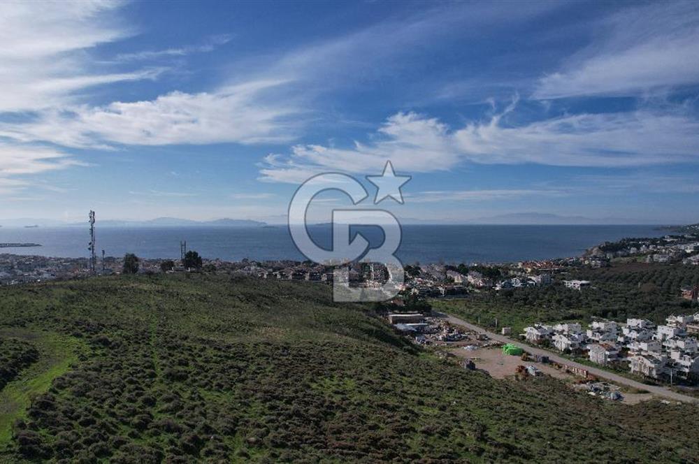 Egenin İncisi Çandarlı Merkezde Deniz Manzaralı Arsa