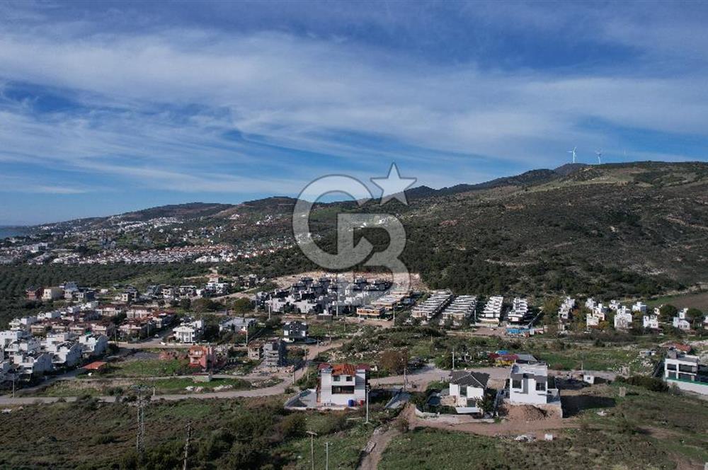 Egenin İncisi Çandarlı Merkezde Deniz Manzaralı Arsa