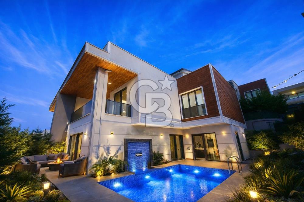 GÜMÜŞTEPE MERKEZDE MODERN 4,5+1 LÜKS VİLLA