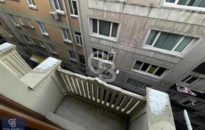 Şişli Merkezde Teraslı, Metroya Yakın 2+1 Kiralık Daire