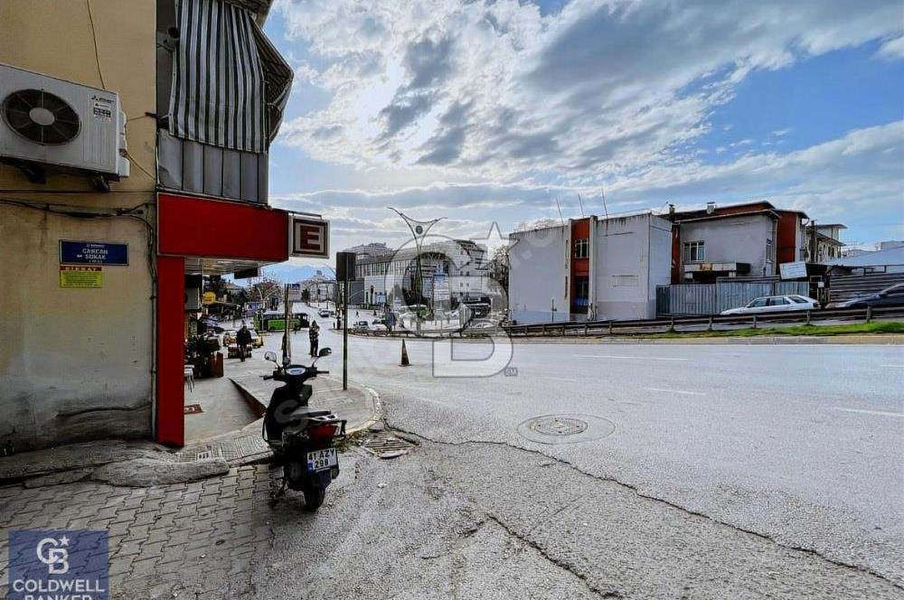 CB MAHALL'DEN İZMİTİN MERKEZİNDE 2+1 DAİRE