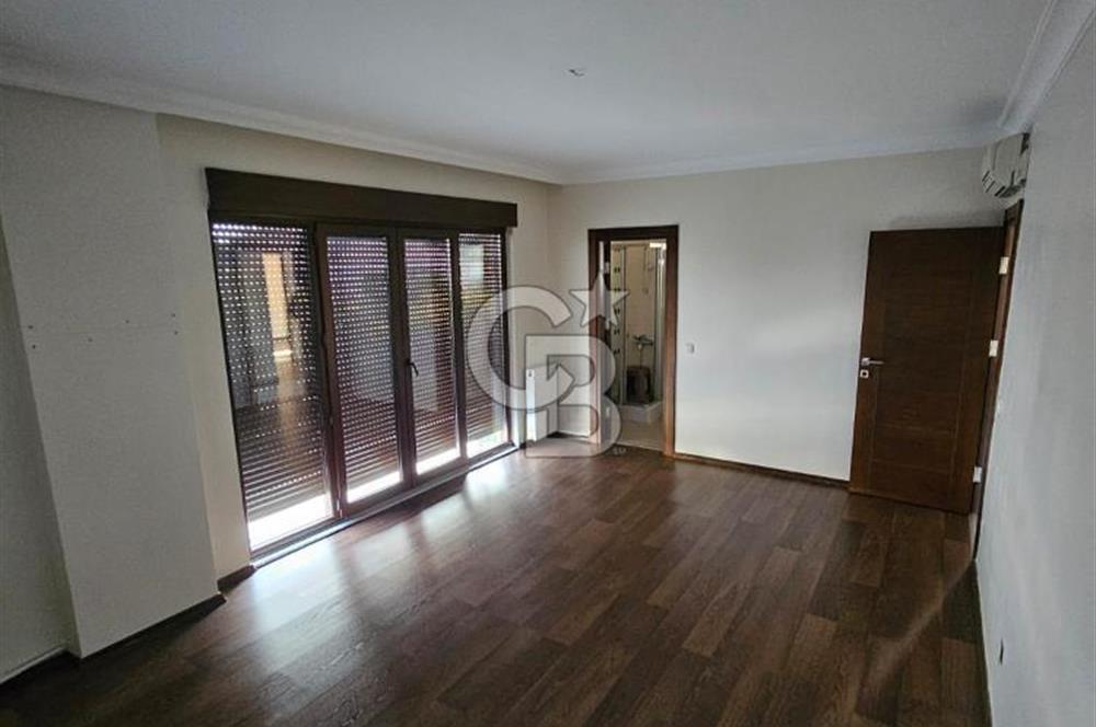 Üsküdar Küçük Çamlıca Palmiye Villalarında Satılık Fırsat