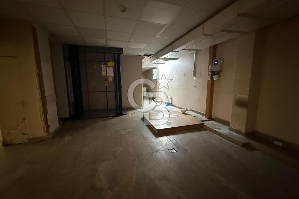 ÜMRANİYE NAMIK KEMAL (SANTRAL'DE) ANA CADDEYE ÇOK YAKIN 330 m2