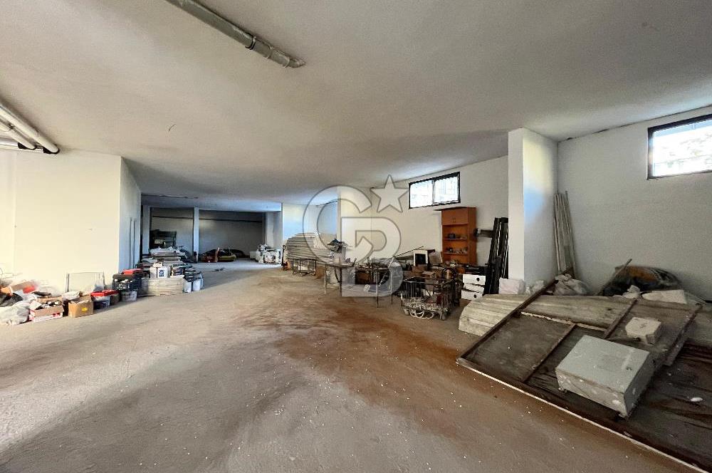 E-5e Yakın Girne Caddesinden Geniş Metrajlı Kiralık Dükkan