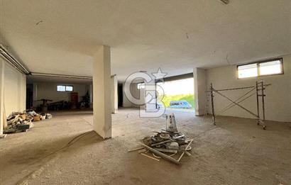 E-5e Yakın Girne Caddesinden Geniş Metrajlı Kiralık Dükkan