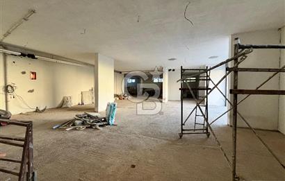 E-5e Yakın Girne Caddesinden Geniş Metrajlı Kiralık Dükkan