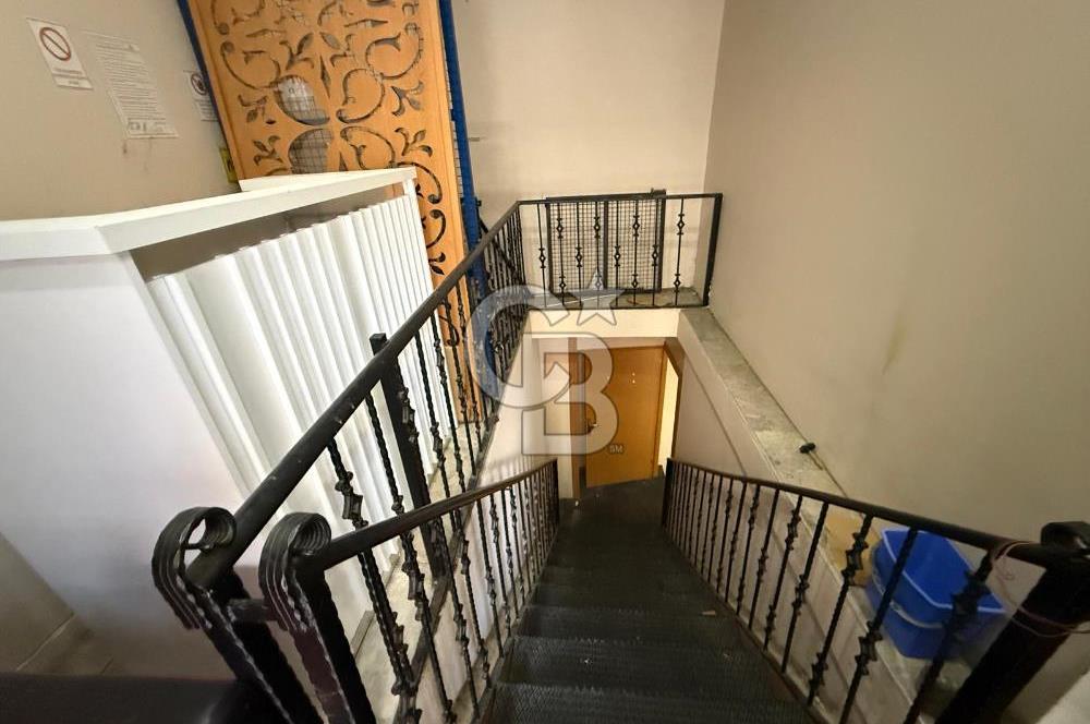 ÜMRANİYE NAMIK KEMAL (SANTRAL'DE) ANA CADDEYE ÇOK YAKIN 330 m2