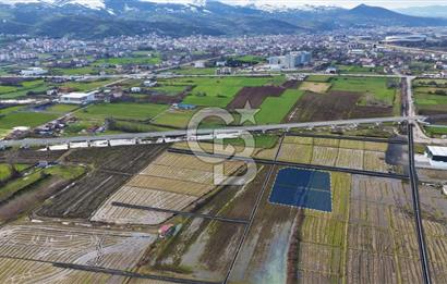 KÖŞE BAŞI, SATILIK TİCARİ İMARLI ARSA