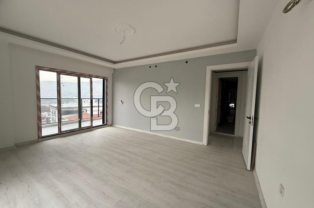 Körfez Mahallesi Sıfır Satılık 3+1 Daire Havuzlu Sitede 