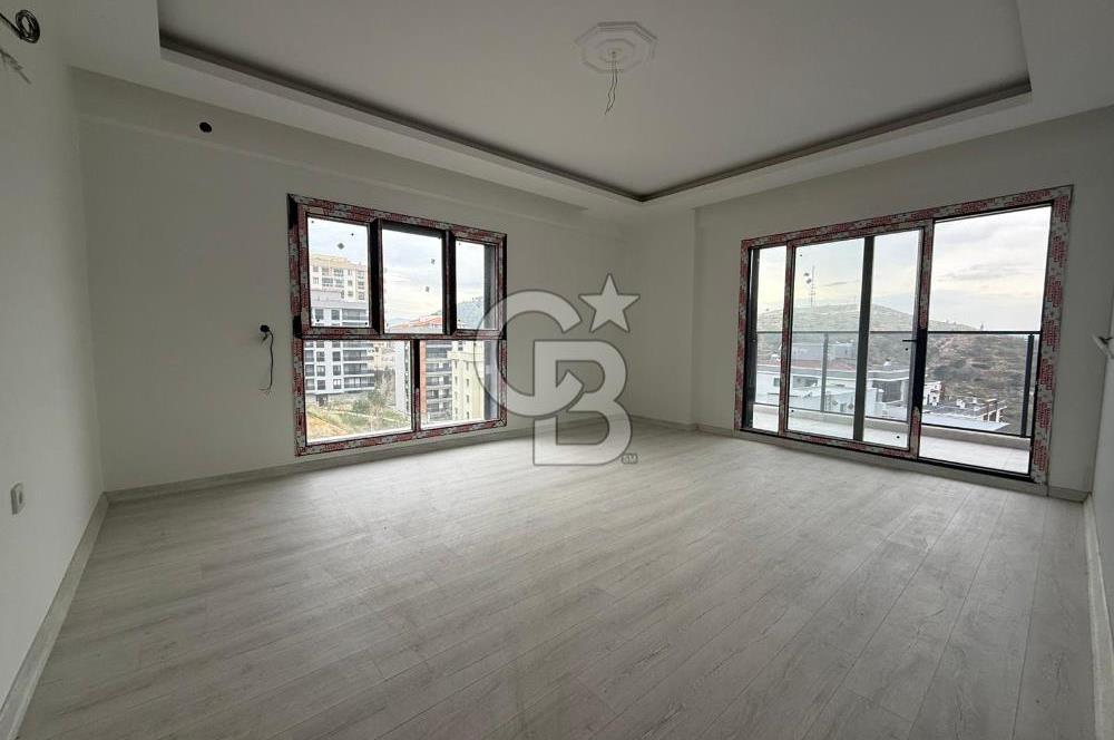 Körfez Mahallesi Sıfır Satılık 3+1 Daire Havuzlu Sitede 