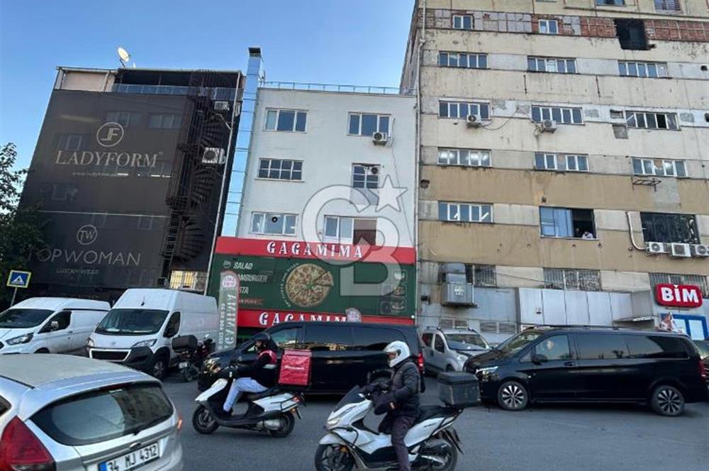 BOMONTİ ANA CADDE ÜZERİ KİRALIK İŞ YERİ