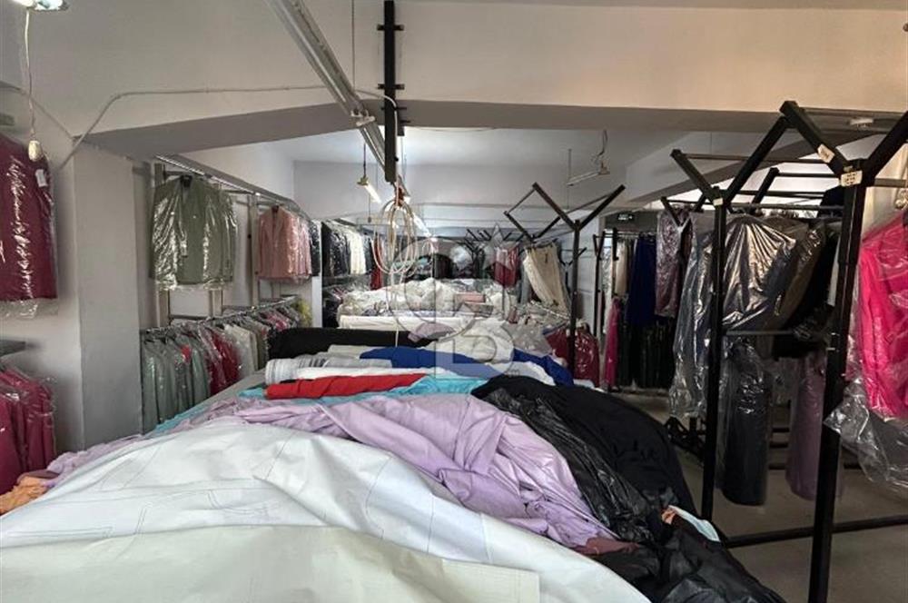 BOMONTİ ANA CADDE ÜZERİ KİRALIK İŞ YERİ