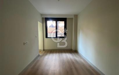 Kalamış ta Satılık 2+1 Dubleks Bahçe Kullanımı Daireye Ait