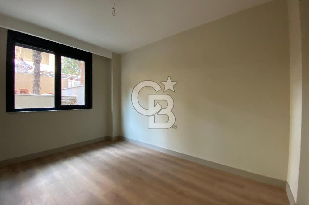 Kalamış ta Satılık 2+1 Dubleks Bahçe Kullanımı Daireye Ait