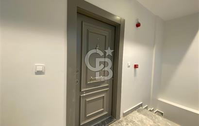 Kalamış ta Satılık 2+1 Dubleks Bahçe Kullanımı Daireye Ait