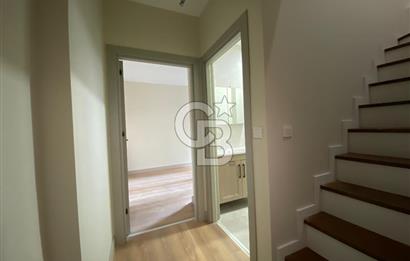 Kalamış ta Satılık 2+1 Dubleks Bahçe Kullanımı Daireye Ait