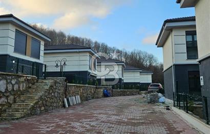 Şile Çayırbaşı Seranty Evlerinde Satılık 4+1 Villa