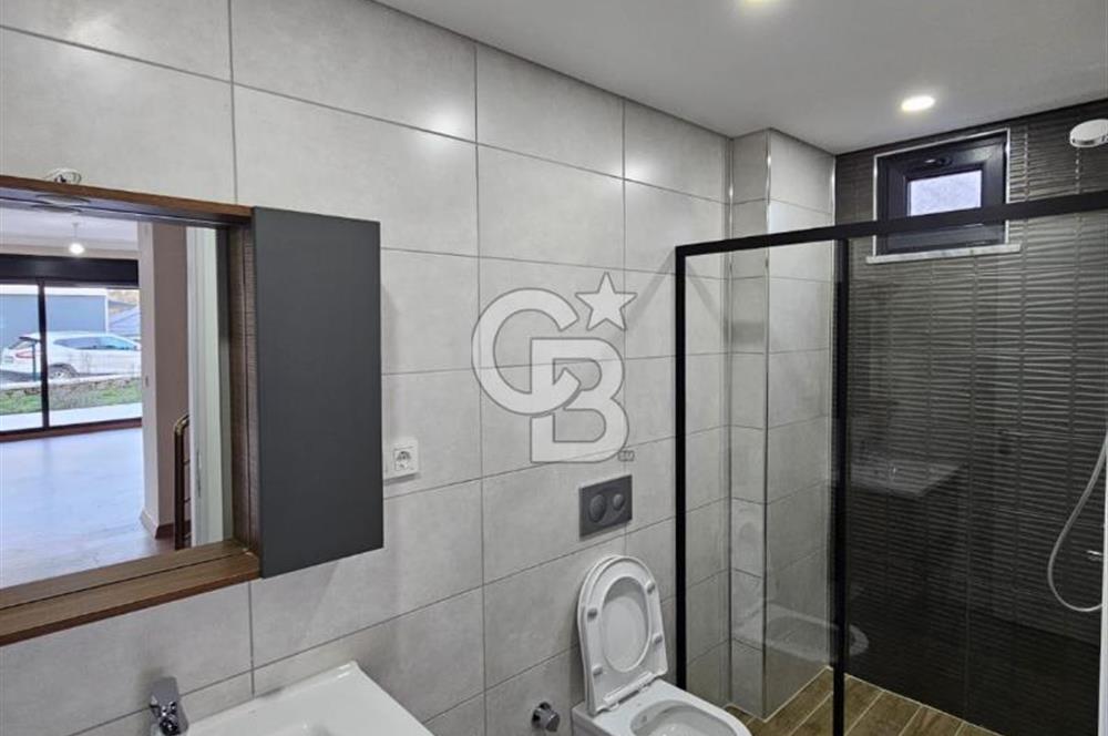 Şile Çayırbaşı Seranty Evlerinde Satılık 4+1 Villa