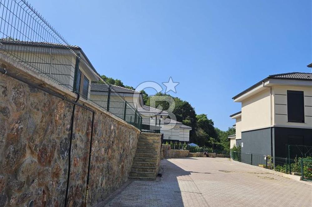 Şile Çayırbaşı Seranty Evlerinde Satılık 4+1 Villa