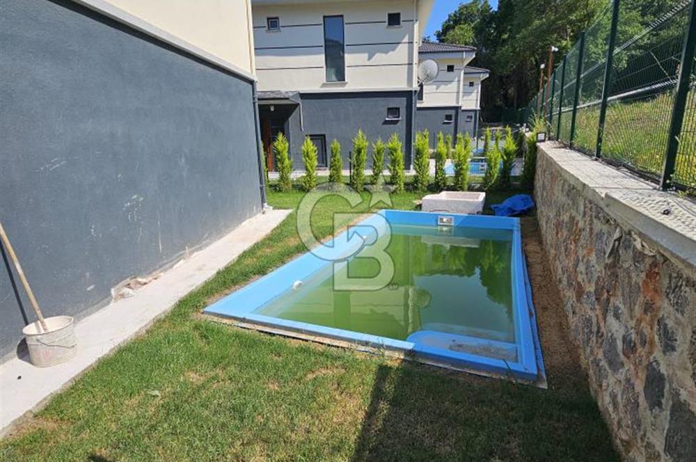 Şile Çayırbaşı Seranty Evlerinde Satılık 4+1 Villa