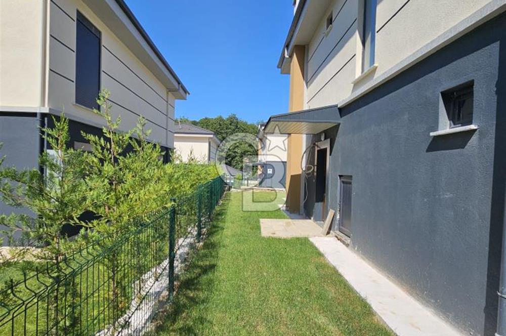 Şile Çayırbaşı Seranty Evlerinde Satılık 4+1 Villa